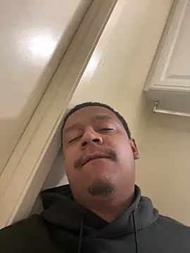 maddfreak0 online show from December 19, 11:39 am