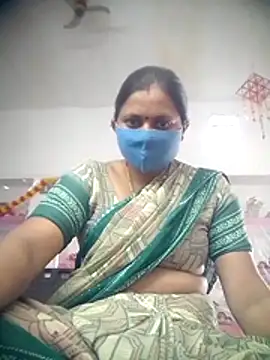 Snapshot of QRESABABY chatting on November 3, 10:27 am QRESABABY online show from November 3, 10:27 am