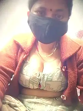 Snapshot of QRESABABY chatting on November 3, 10:32 pm QRESABABY online show from November 3, 10:32 pm