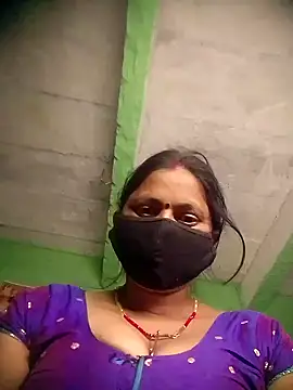 Snapshot of QRESABABY chatting on November 9, 11:41 am QRESABABY online show from November 9, 11:41 am