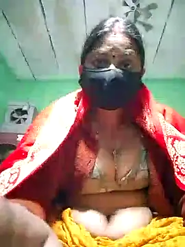 Snapshot of QRESABABY chatting on November 26, 12:06 pm QRESABABY online show from November 26, 12:06 pm