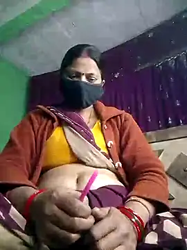 Snapshot of QRESABABY chatting on December 3, 5:26 am QRESABABY online show from December 3, 5:26 am