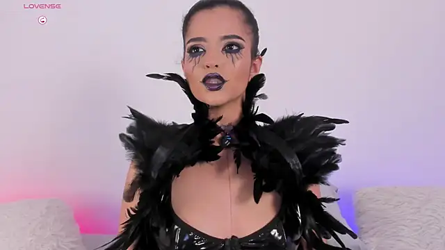 Snapshot of Sophie_Duarte chatting on October 31, 11:17 pm Sophie Duarte online show from October 31, 11:17 pm