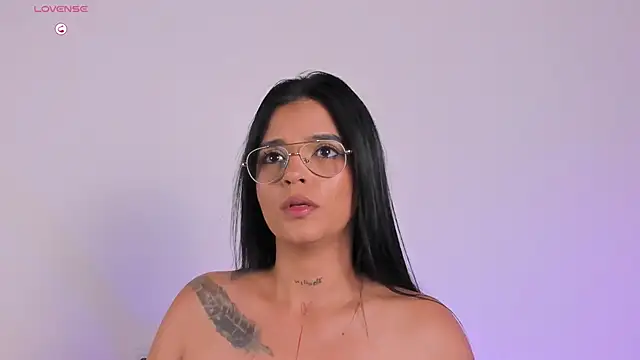 Sophie Duarte online show from May 18, 2:29 am