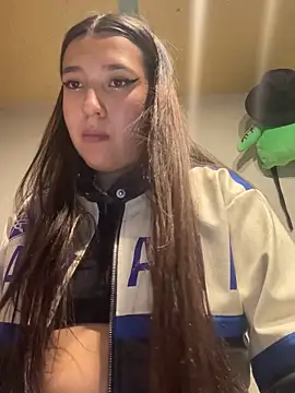 Snapshot of ImAlix_Rouses chatting on November 2, 5:43 am ImAlix Rouses online show from November 2, 5:43 am