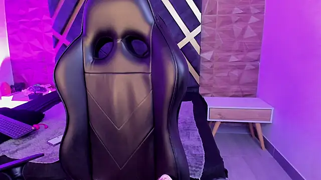 sydney miller  online show from February 17, 11:55 pm