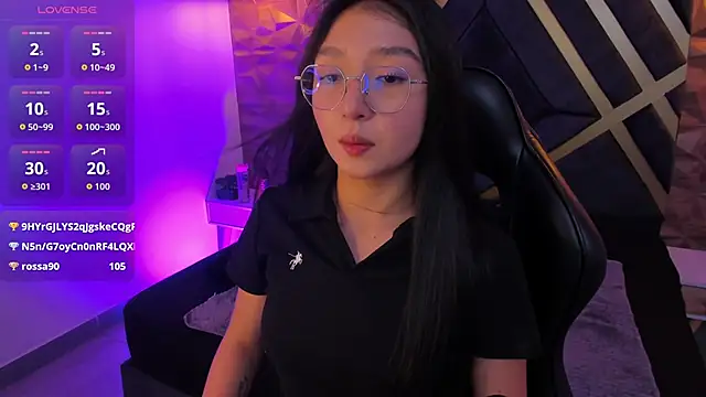 sydney miller  online show from February 28, 11:39 pm