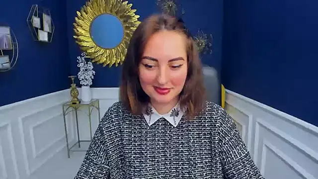 NoraSimons online show from April 7, 5:30 am