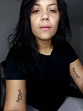 Snapshot of tattyHot95 chatting on November 14, 2:49 pm tattyHot95 online show from November 14, 2:49 pm