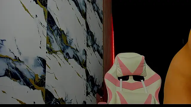 Scarlet DLuce online show from February 4, 8:53 am