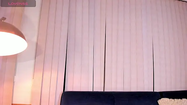 Snapshot of kendra_crow chatting on November 13, 9:08 am kendra crow online show from November 13, 9:08 am