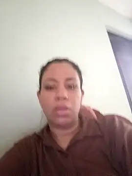 LeilaTaylor online show from March 25, 3:51 pm