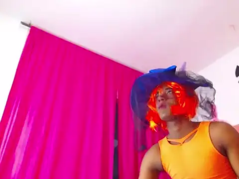 Snapshot of Lanna_big33 chatting on October 30, 12:06 pm Lanna big33 online show from October 30, 12:06 pm