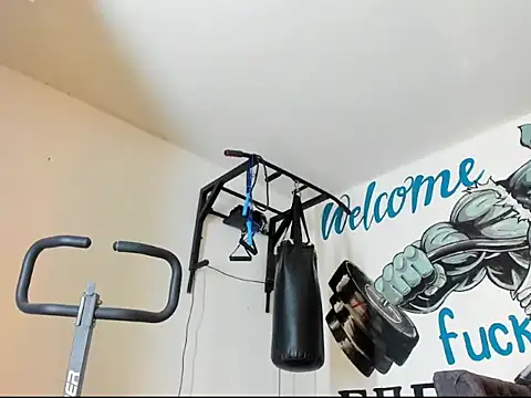 Snapshot of Lanna_big33 chatting on November 20, 7:46 pm Lanna big33 online show from November 20, 7:46 pm