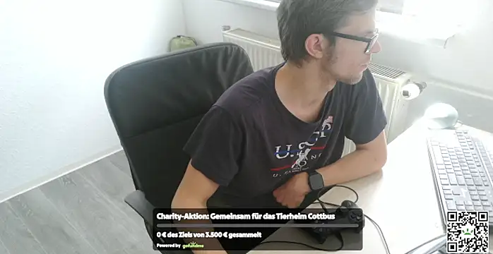 Snapshot of StephPra94 chatting on June 10, 12:37 pm StephPra94 online show from June 10, 12:37 pm