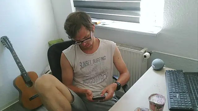 Snapshot of StephPra94 chatting on June 23, 12:03 pm StephPra94 online show from June 23, 12:03 pm
