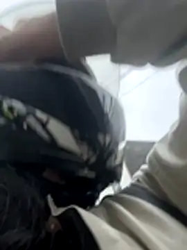 Snapshot of miadaviesx chatting on November 15, 11:29 am miadaviesx online show from November 15, 11:29 am