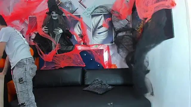 Snapshot of Room_boys_hot chatting on November 1, 3:14 pm Room boys hot online show from November 1, 3:14 pm