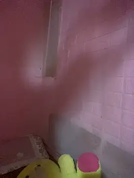 Snapshot of o-one-o chatting on October 27, 1:48 pm o-one-o online show from October 27, 1:48 pm