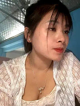 Snapshot of o-one-o chatting on November 25, 6:02 am o-one-o online show from November 25, 6:02 am