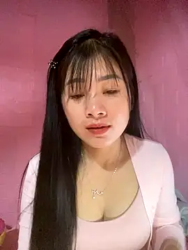 Snapshot of o-one-o chatting on December 14, 1:33 am o-one-o online show from December 14, 1:33 am