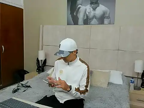 jupiter 333 online show from December 5, 5:42 pm