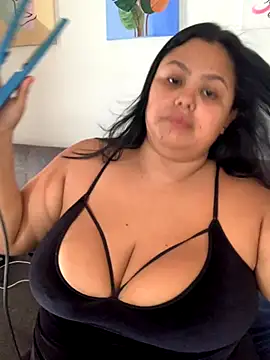 Snapshot of jasminboobs_ chatting on November 19, 1:11 pm jasminboobs online show from November 19, 1:11 pm