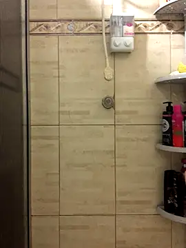 Snapshot of MAVI_EC chatting on November 25, 11:16 pm MAVI EC online show from November 25, 11:16 pm