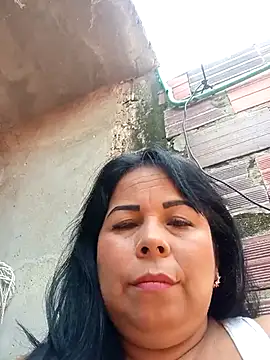 Snapshot of mother2-divorced chatting on May 1, 1:37 pm mother2-divorced online show from May 1, 1:37 pm