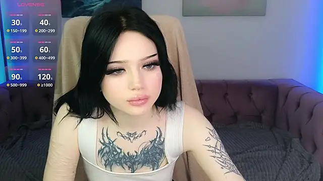 Emma Kirks online show from January 11, 3:39 pm