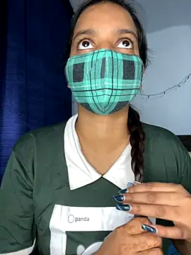 Snapshot of Cute_Marina chatting on November 12, 4:07 pm Cute Marina online show from November 12, 4:07 pm