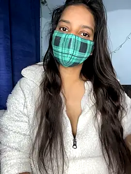 Snapshot of Cute_Marina chatting on November 17, 5:46 am Cute Marina online show from November 17, 5:46 am