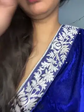 Snapshot of Cute_Marina chatting on December 3, 5:48 am Cute Marina online show from December 3, 5:48 am