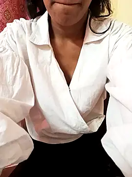 Snapshot of Fuck_me_babyy chatting on October 23, 5:40 am Fuck me babyy online show from October 23, 5:40 am