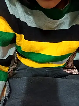 Snapshot of Fuck_me_babyy chatting on November 12, 4:24 am Fuck me babyy online show from November 12, 4:24 am