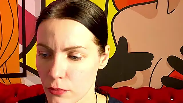 Snapshot of SofieMoons chatting on December 5, 1:42 pm SofieMoons online show from December 5, 1:42 pm