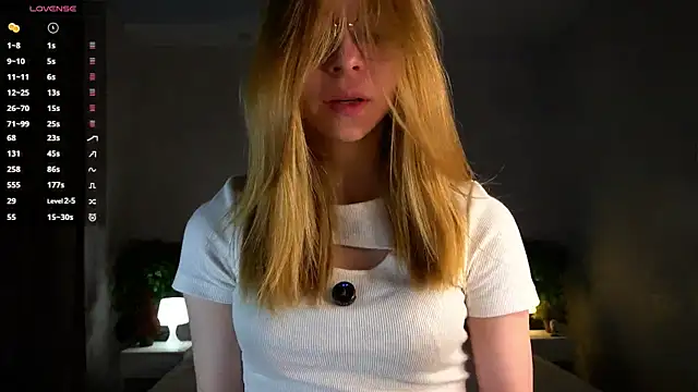 Snapshot of BarbaraViggiani chatting on November 21, 5:00 pm BarbaraViggiani online show from November 21, 5:00 pm