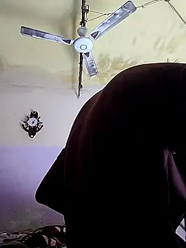 Snapshot of SINGLE_BOY_SITAR chatting on October 24, 7:38 am SINGLE BOY SITAR online show from October 24, 7:38 am