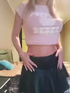 Snapshot of SelinaLovqx chatting on November 24, 9:53 am SelinaLovqx online show from November 24, 9:53 am