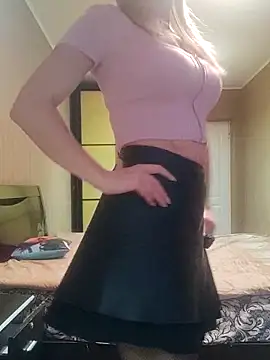 SelinaLovqx online show from December 21, 11:39 am