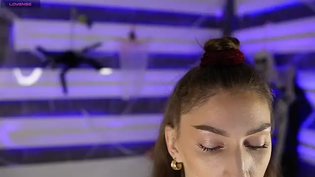 Snapshot of SexyCelline chatting on November 4, 5:28 am SexyCelline online show from November 4, 5:28 am