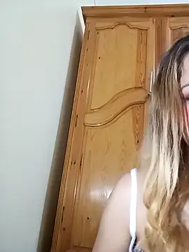 Snapshot of indilasixeey chatting on November 9, 7:01 pm indilasixeey online show from November 9, 7:01 pm