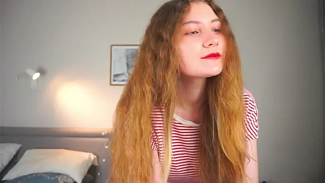 Snapshot of MegganKinson chatting on November 1, 5:09 am MegganKinson online show from November 1, 5:09 am