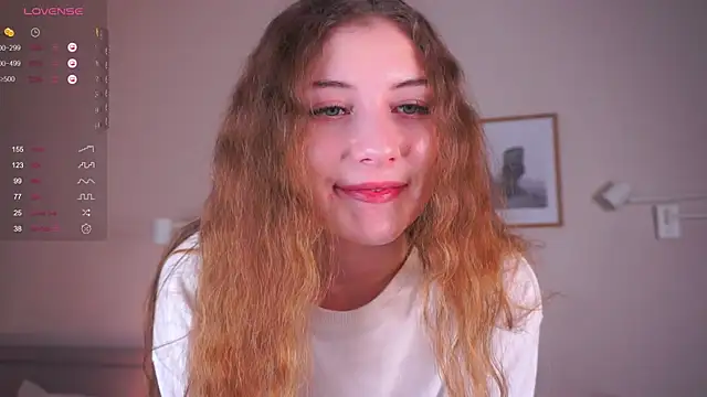 Snapshot of MegganKinson chatting on November 30, 5:22 am MegganKinson online show from November 30, 5:22 am