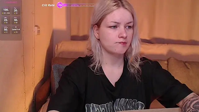 Snapshot of CherryNight6 chatting on November 25, 7:14 pm CherryNight6 online show from November 25, 7:14 pm