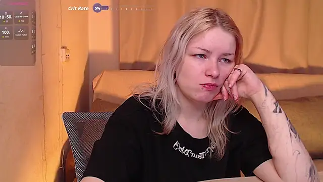 Snapshot of CherryNight6 chatting on November 28, 10:12 pm CherryNight6 online show from November 28, 10:12 pm