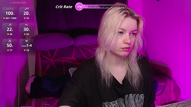 Snapshot of CherryNight6 chatting on May 28, 9:23 pm CherryNight6 online show from May 28, 9:23 pm