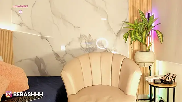 Snapshot of Fyre_divine chatting on January 16, 12:42 pm Fyre divine online show from January 16, 12:42 pm