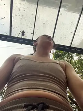 Snapshot of Lia__white chatting on December 16, 10:15 pm Lia white online show from December 16, 10:15 pm