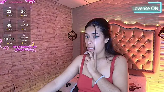 Snapshot of Roxanne_Han chatting on November 16, 11:49 am Roxanne Han online show from November 16, 11:49 am